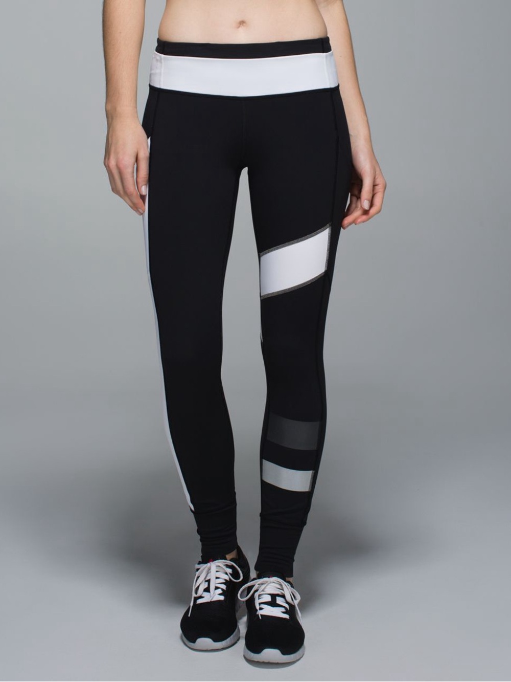 Lululemon Speed Tight II *Full-On Luxtreme Black / White